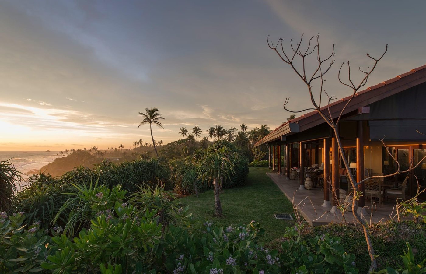 Cape Weligama clifftop villas at sunset