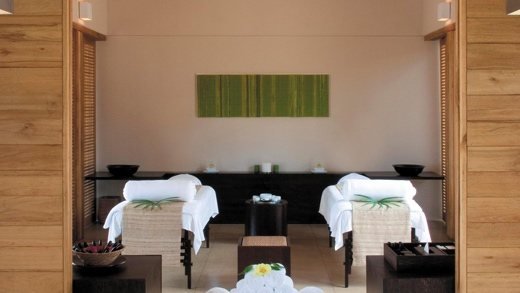 Clifftop infinity pool, southern Sri Lanka